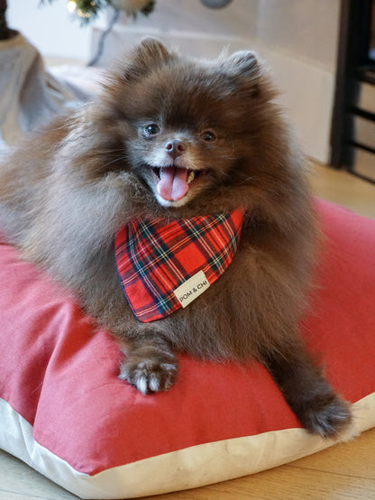 Pom & Chi The Everyday Dog Bed - Cranberry